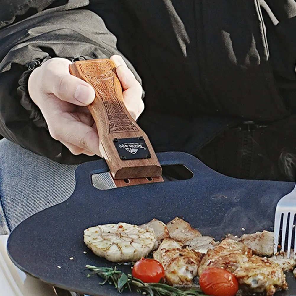 Uchwyt do patelni grillowej z  – Camping Hiking Cooking recenzja i cena